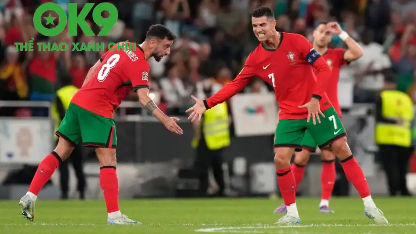 Bruno Fernandes và Cristiano Ronaldo sẽ giúp Bồ Đào Nha chơi ngang ngửa với Tây Ban Nha ở trận chung kết. (Ảnh: Internet) Bruno Fernandes và Cristiano Ronaldo sẽ giúp Bồ Đào Nha chơi ngang ngửa với Tây Ban Nha ở trận chung kết. (Ảnh: Internet)